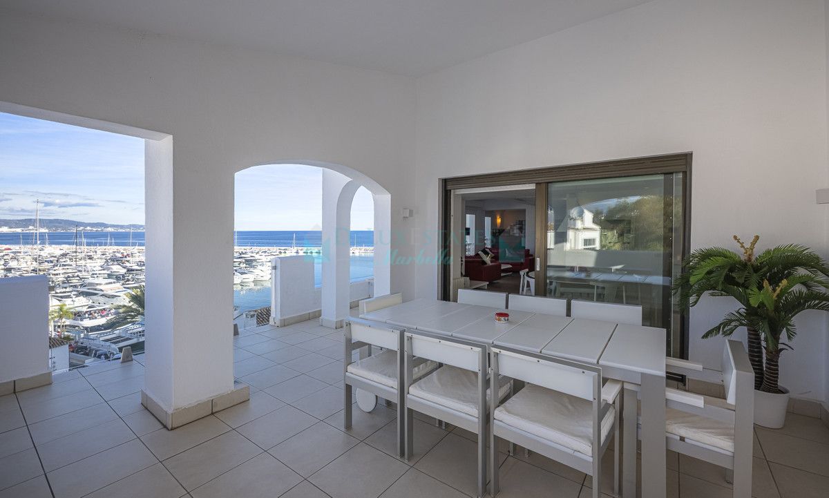 Penthouse for sale in Marbella - Puerto Banus