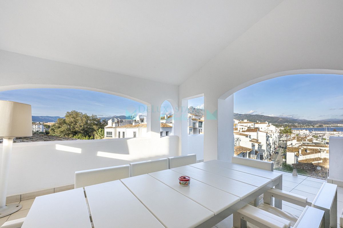Penthouse for sale in Marbella - Puerto Banus