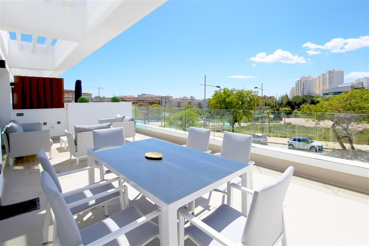 Apartment for rent in Estepona