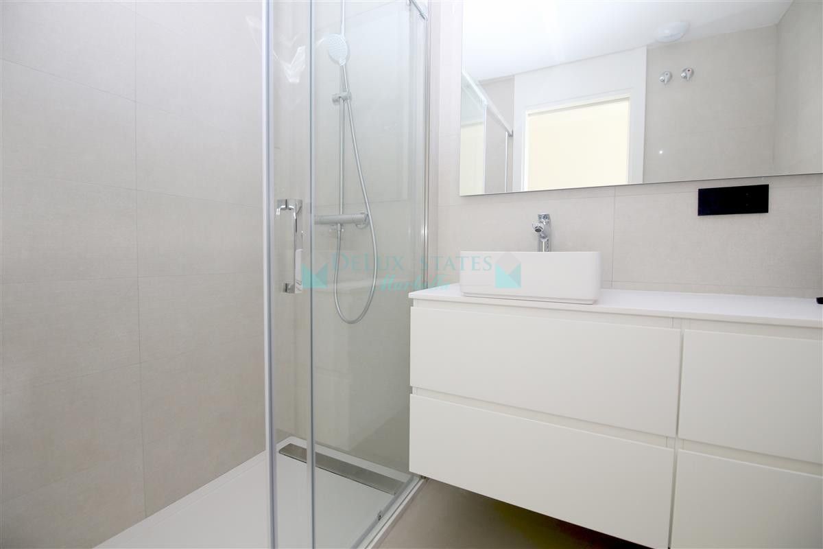 Apartment for rent in Estepona