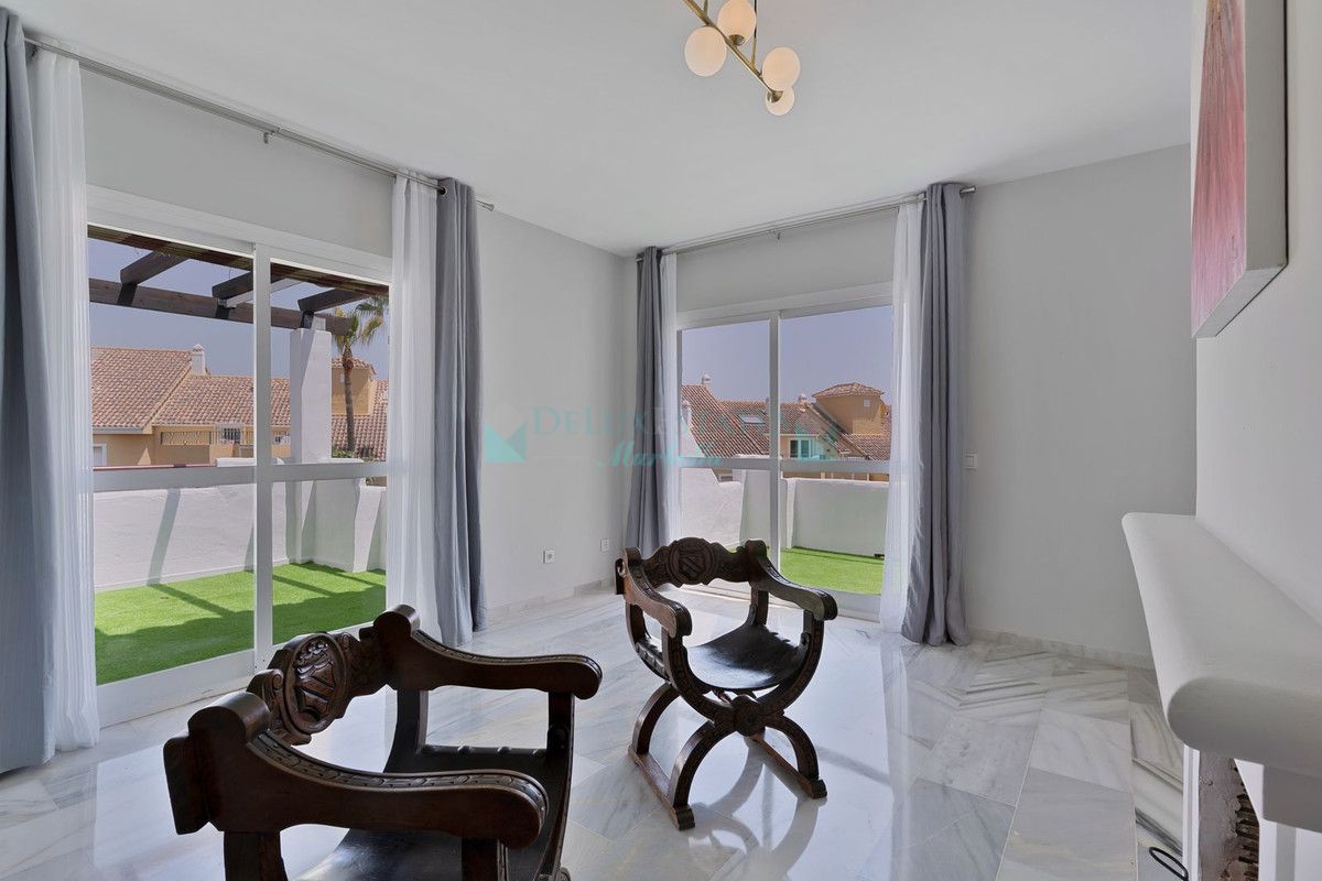 Penthouse for sale in Bel Air, Estepona