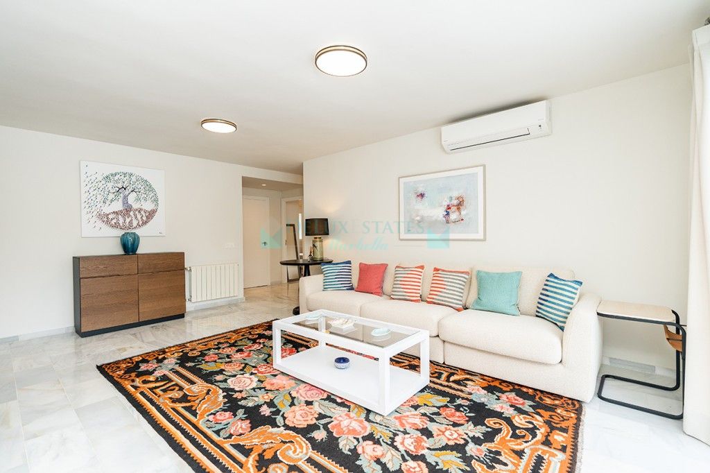 Villa en venta en Marbesa, Marbella Este
