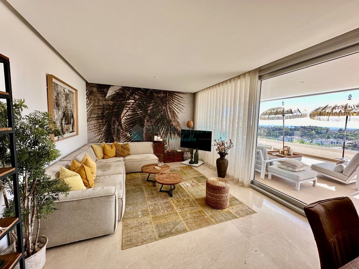 Ground Floor Apartment for sale in Benahavis