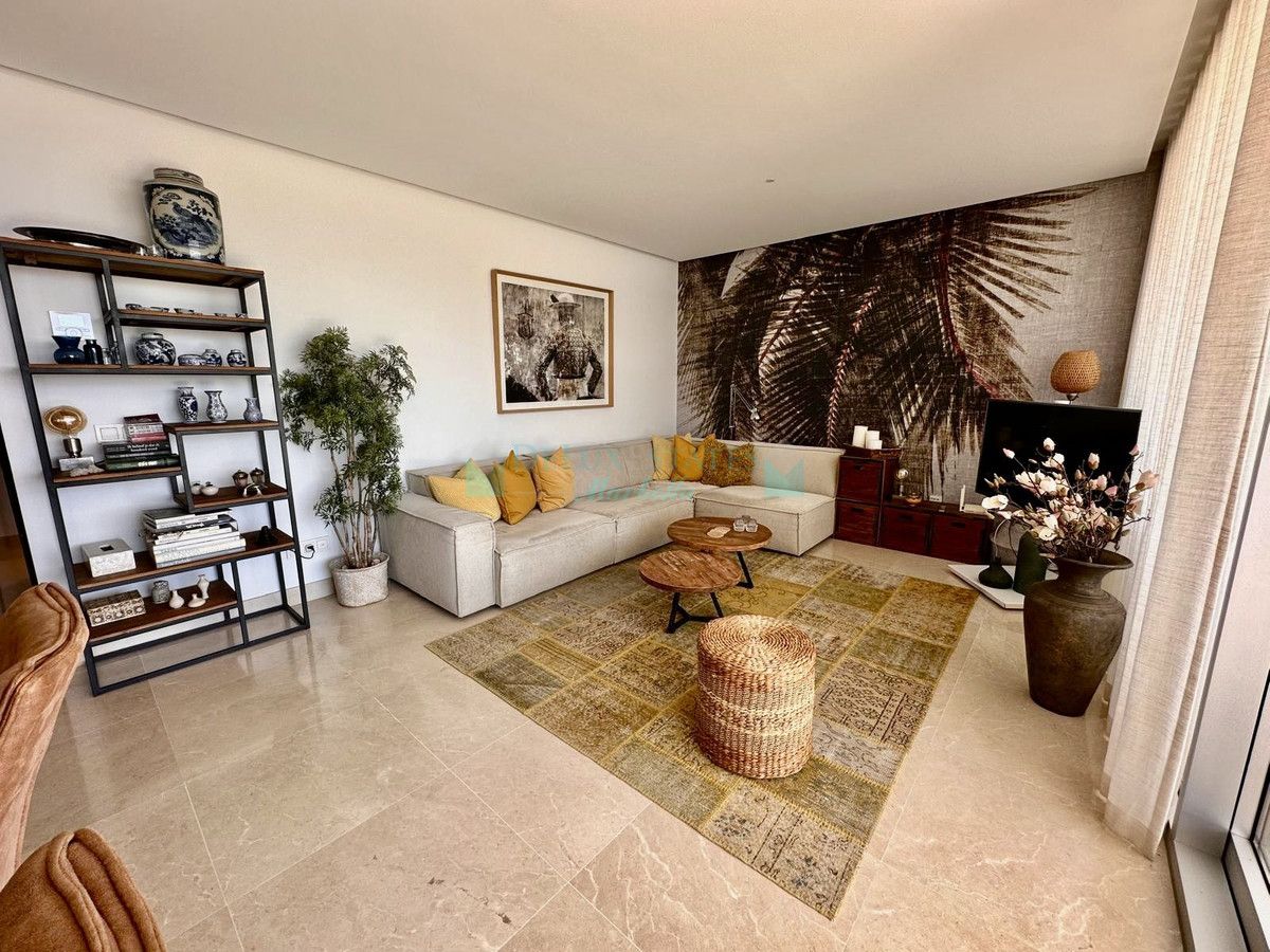 Ground Floor Apartment for sale in Benahavis