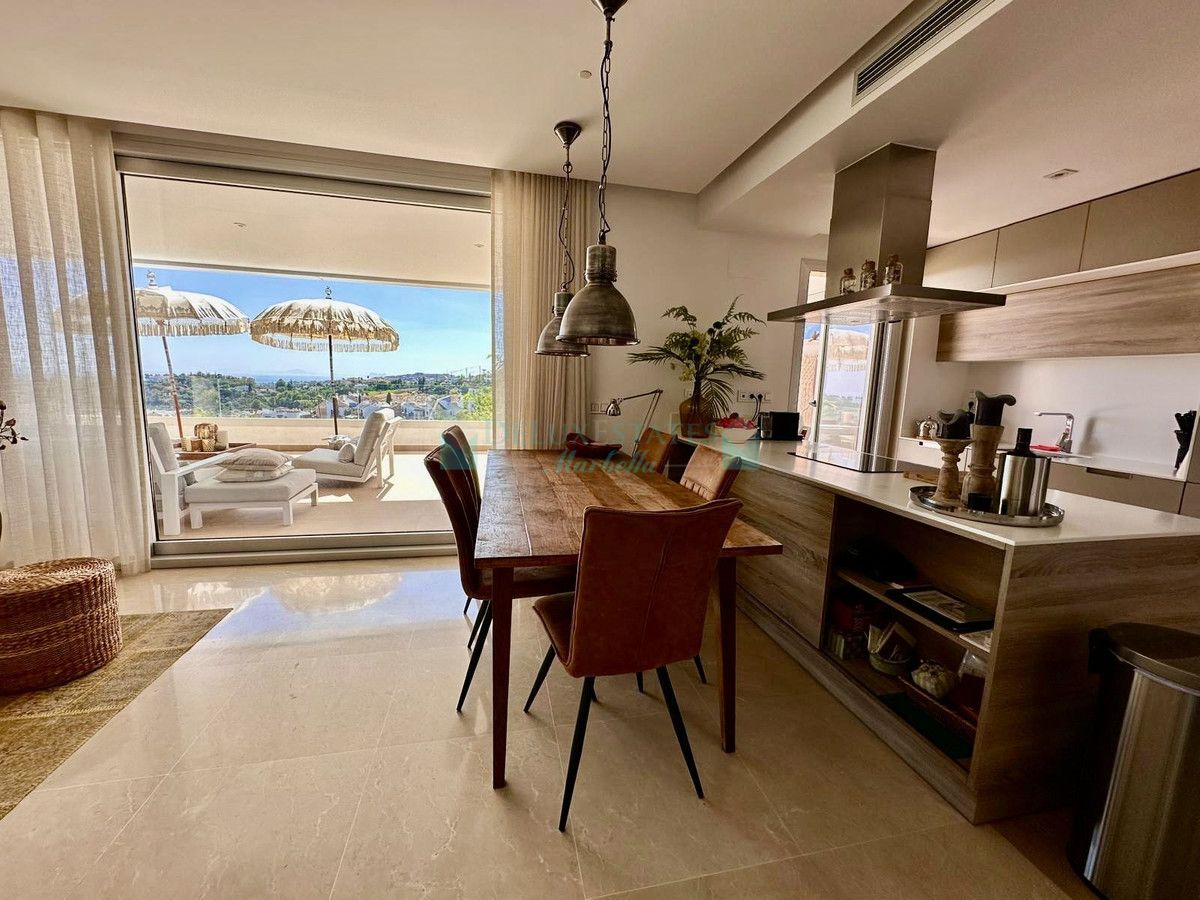 Ground Floor Apartment for sale in Benahavis