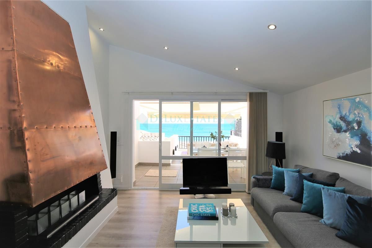 Semi Detached Villa for rent in Estepona