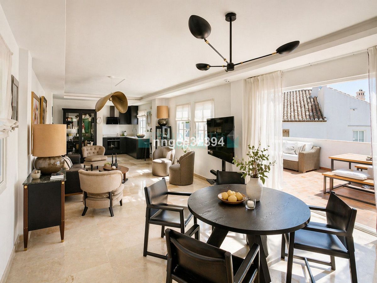 Ático en venta en New Golden Mile, Estepona