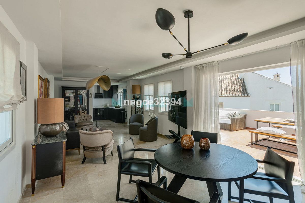 Penthouse for sale in New Golden Mile, Estepona