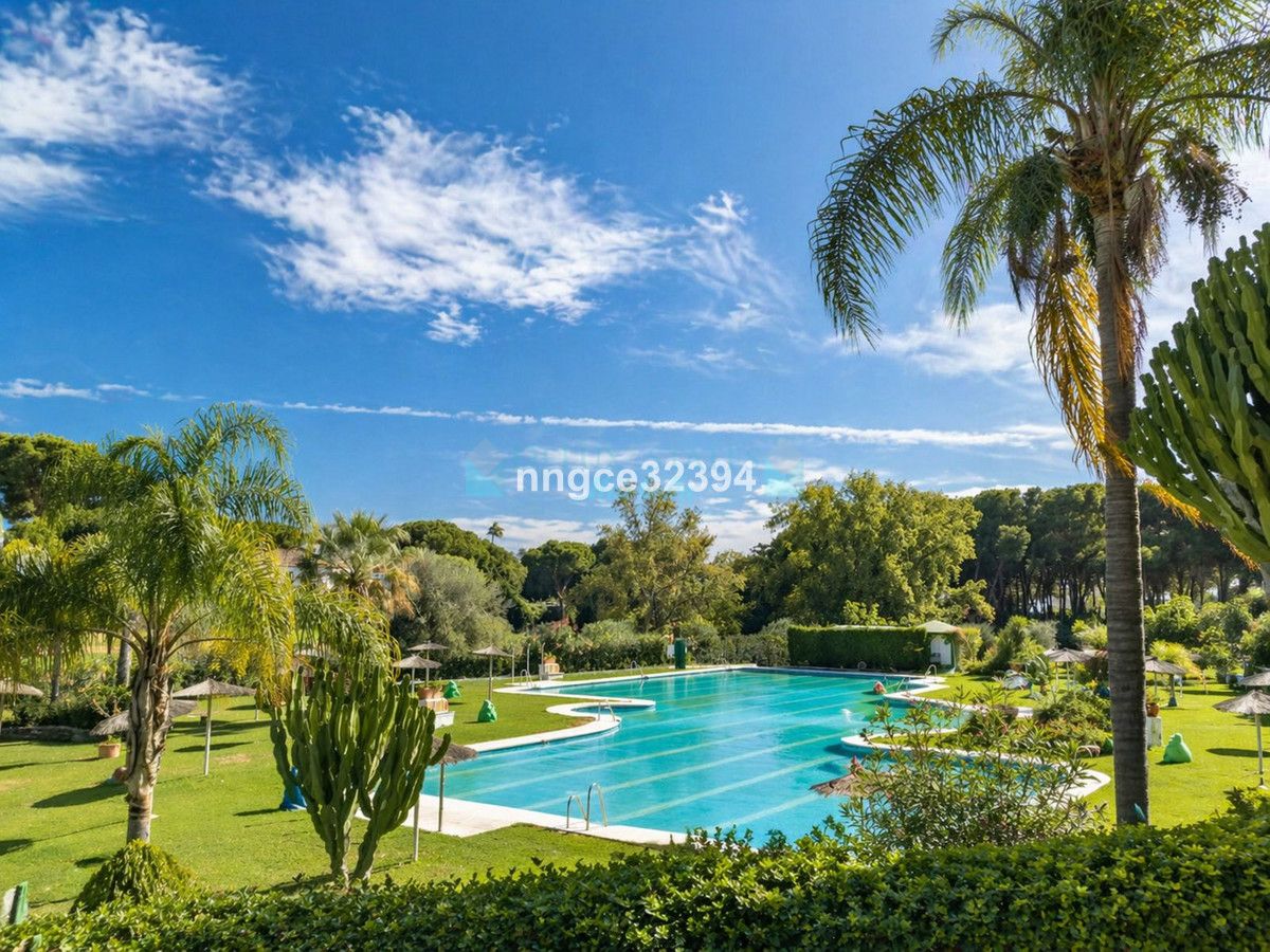 Ático en venta en New Golden Mile, Estepona