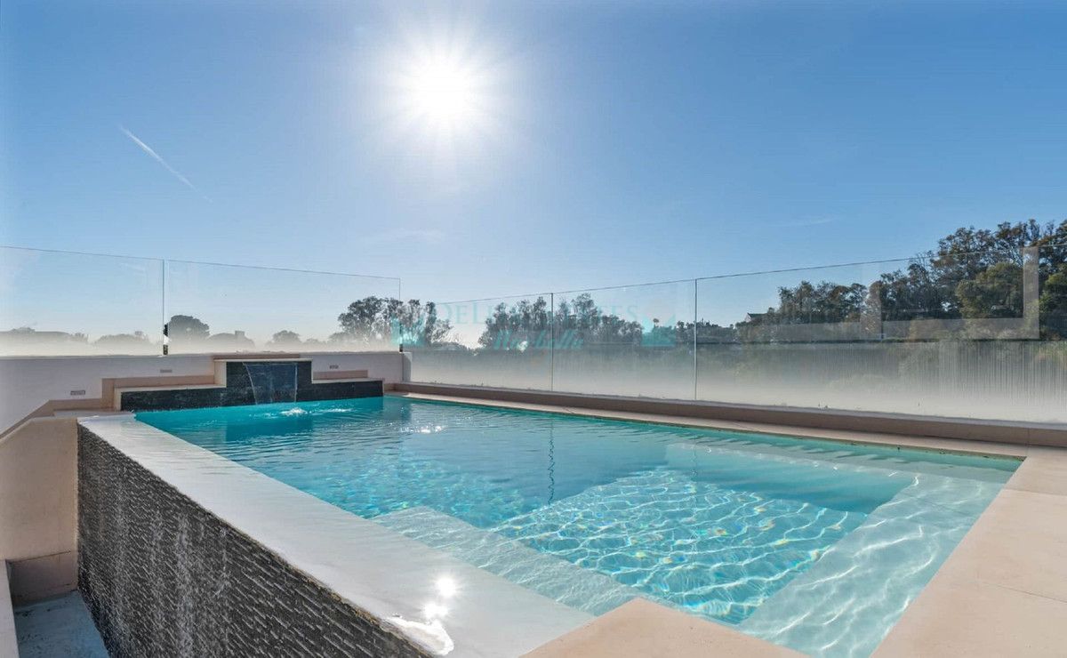 Semi Detached Villa for sale in Marbella