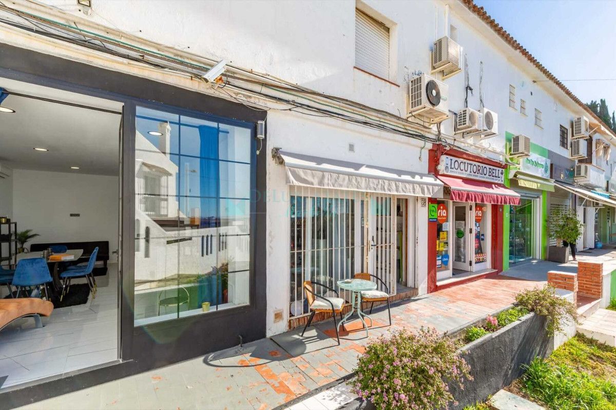Office for sale in Nueva Andalucia