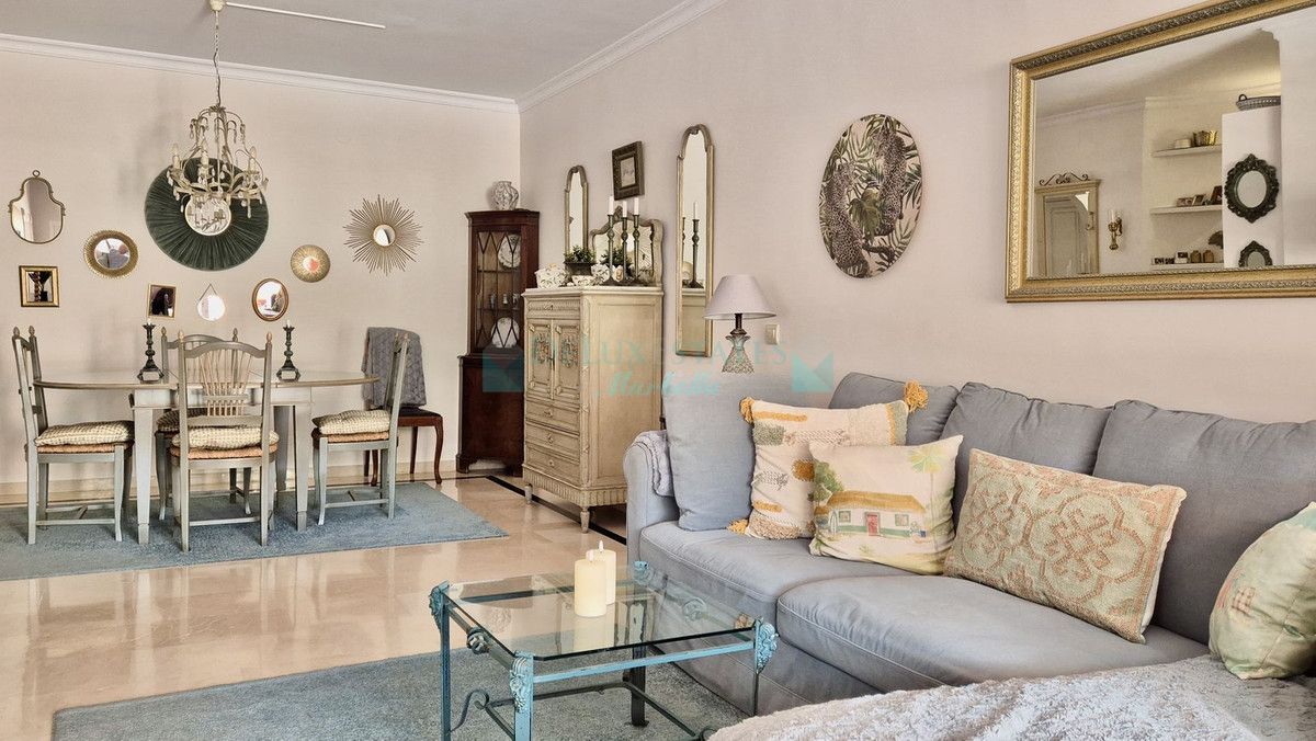 Apartment for sale in Nueva Andalucia