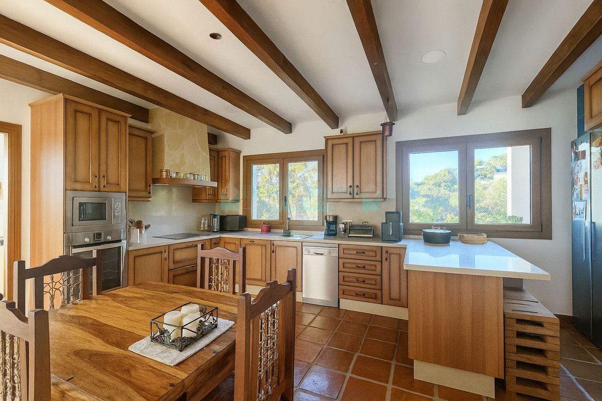 Villa for sale in Istan