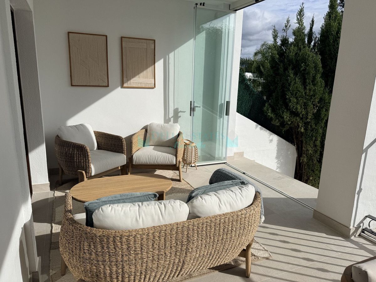 Town House for sale in Estepona