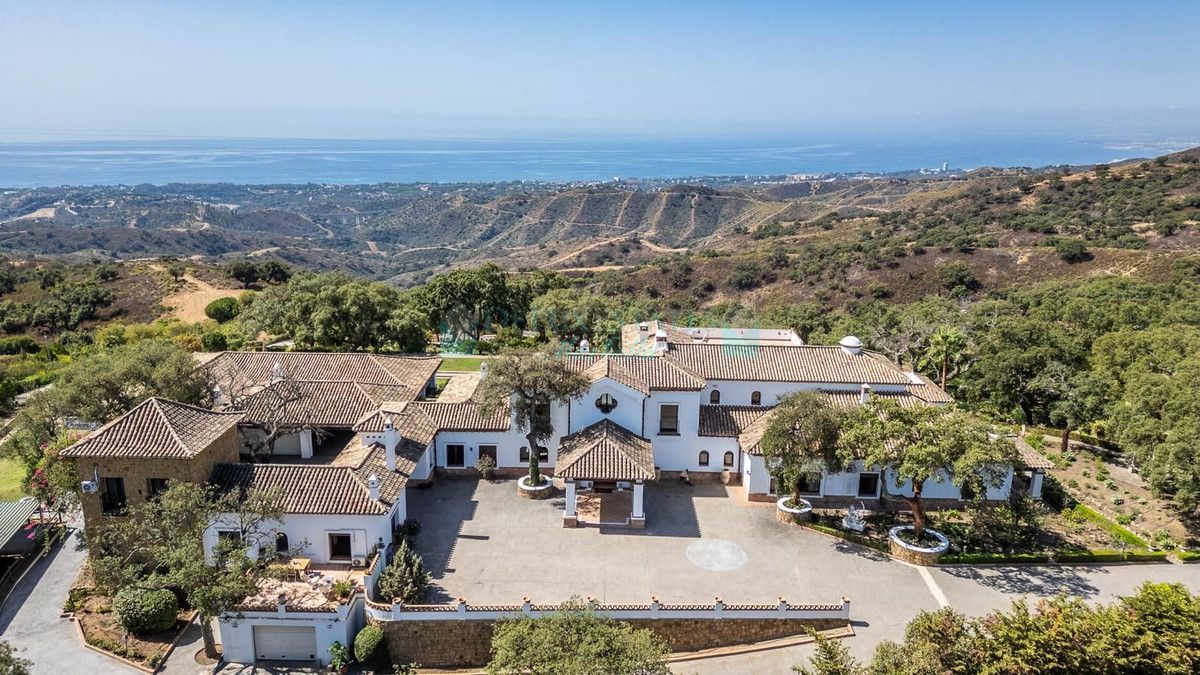 Villa for sale in Marbella