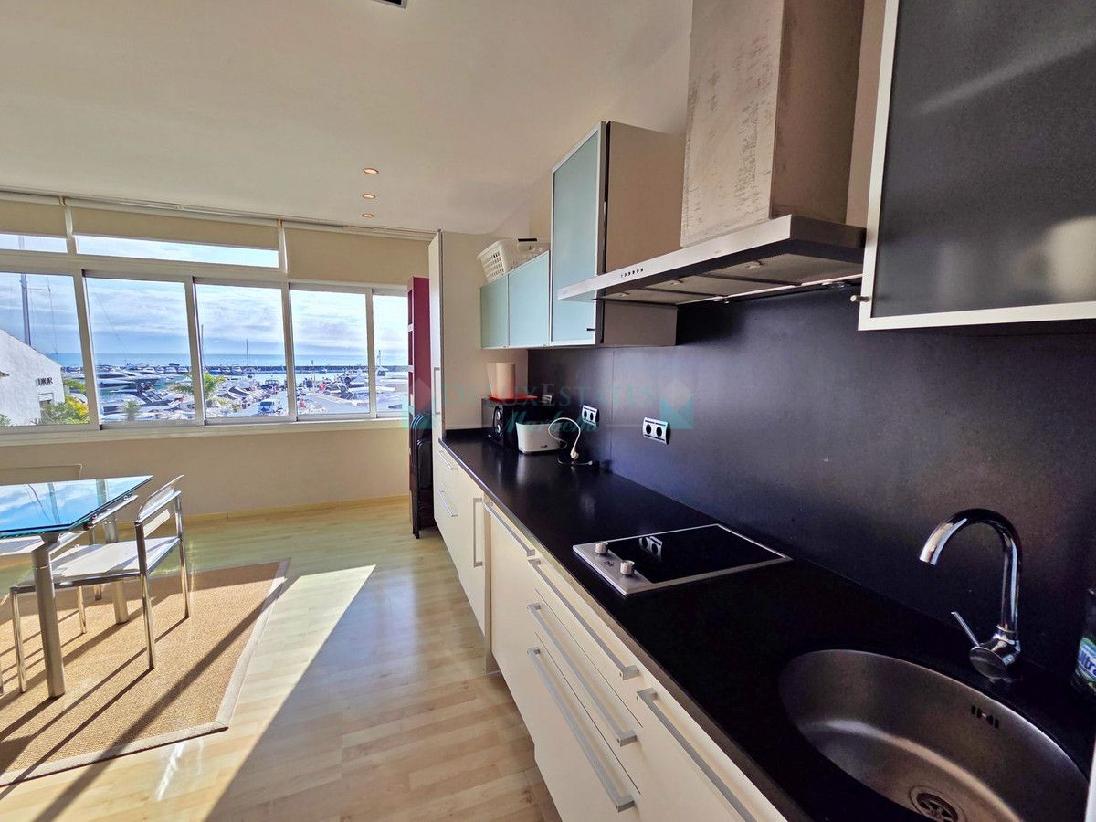 Studio for sale in Marbella - Puerto Banus
