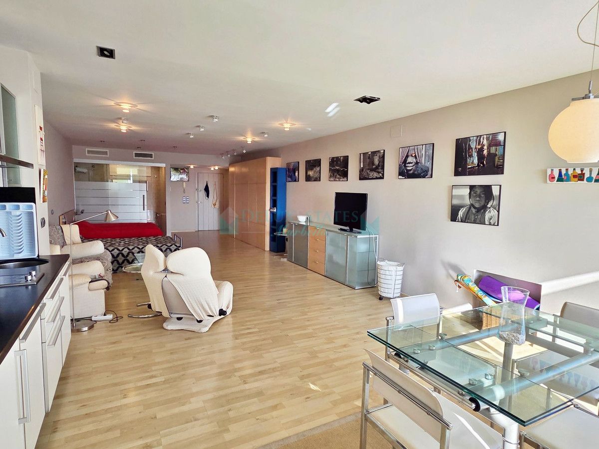 Studio for sale in Marbella - Puerto Banus