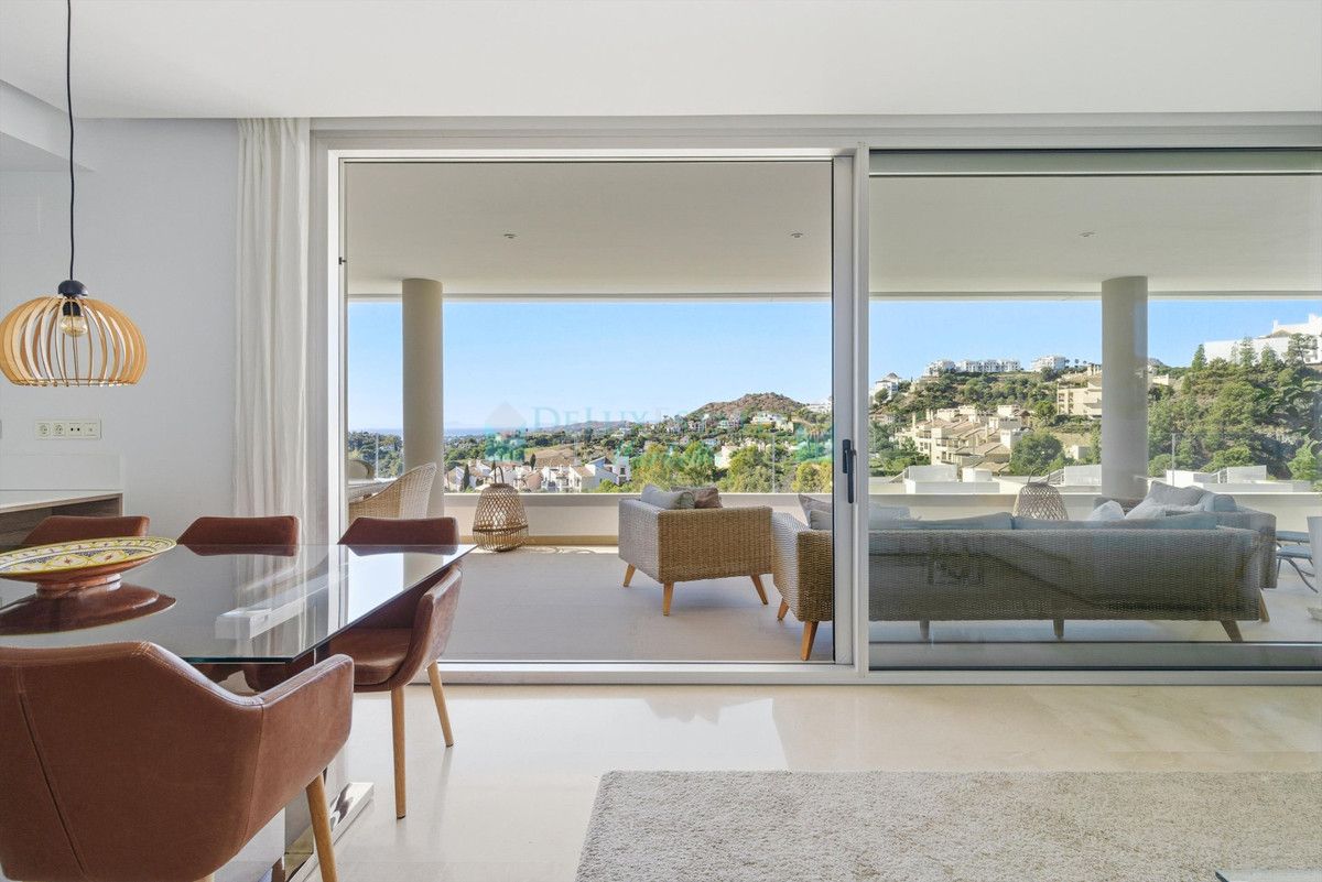 Apartment for sale in Benahavis