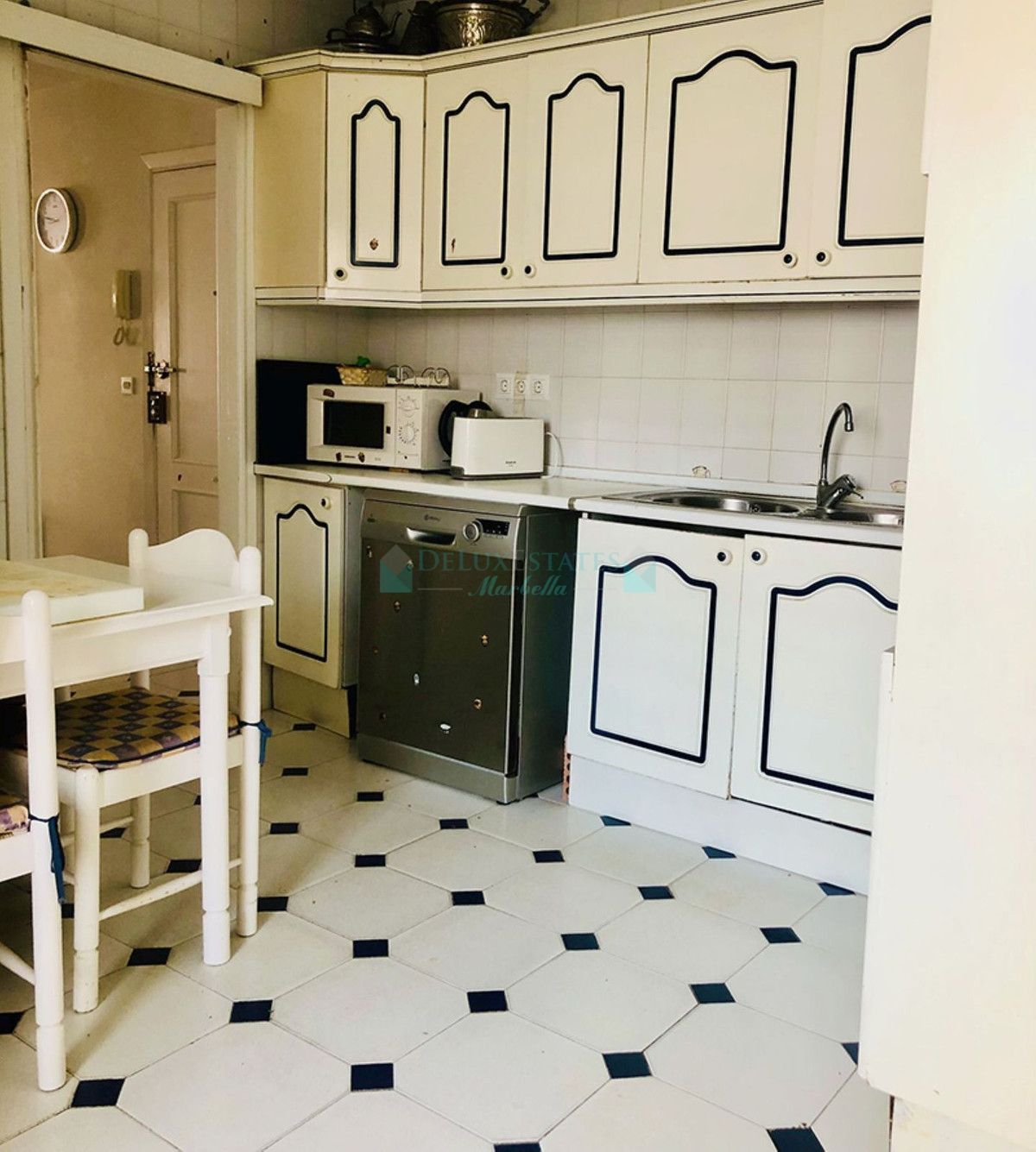 Apartamento en venta en Estepona