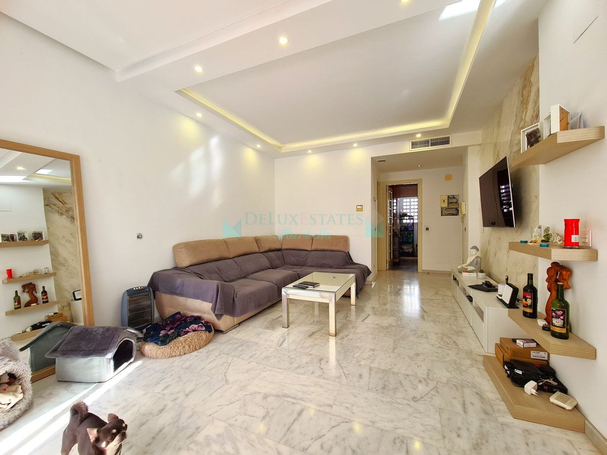 Ground Floor Apartment for sale in Estepona