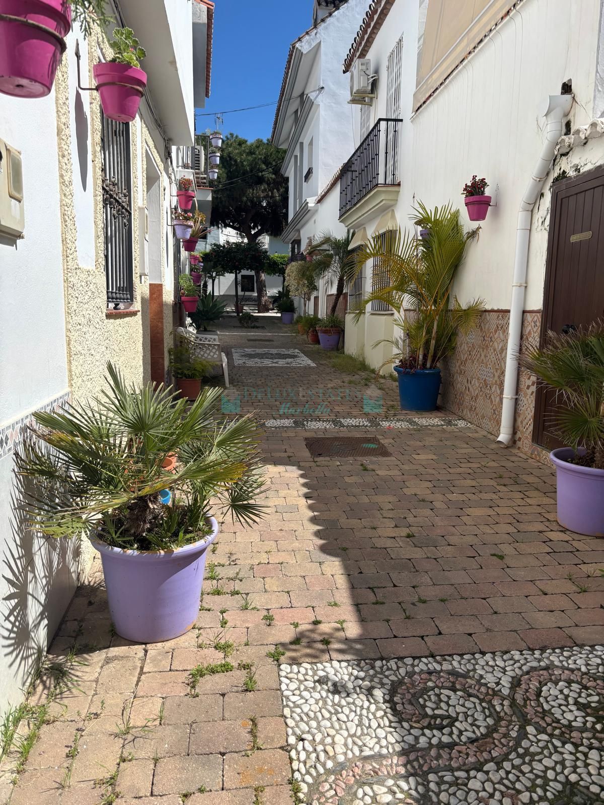 Town House for sale in Estepona
