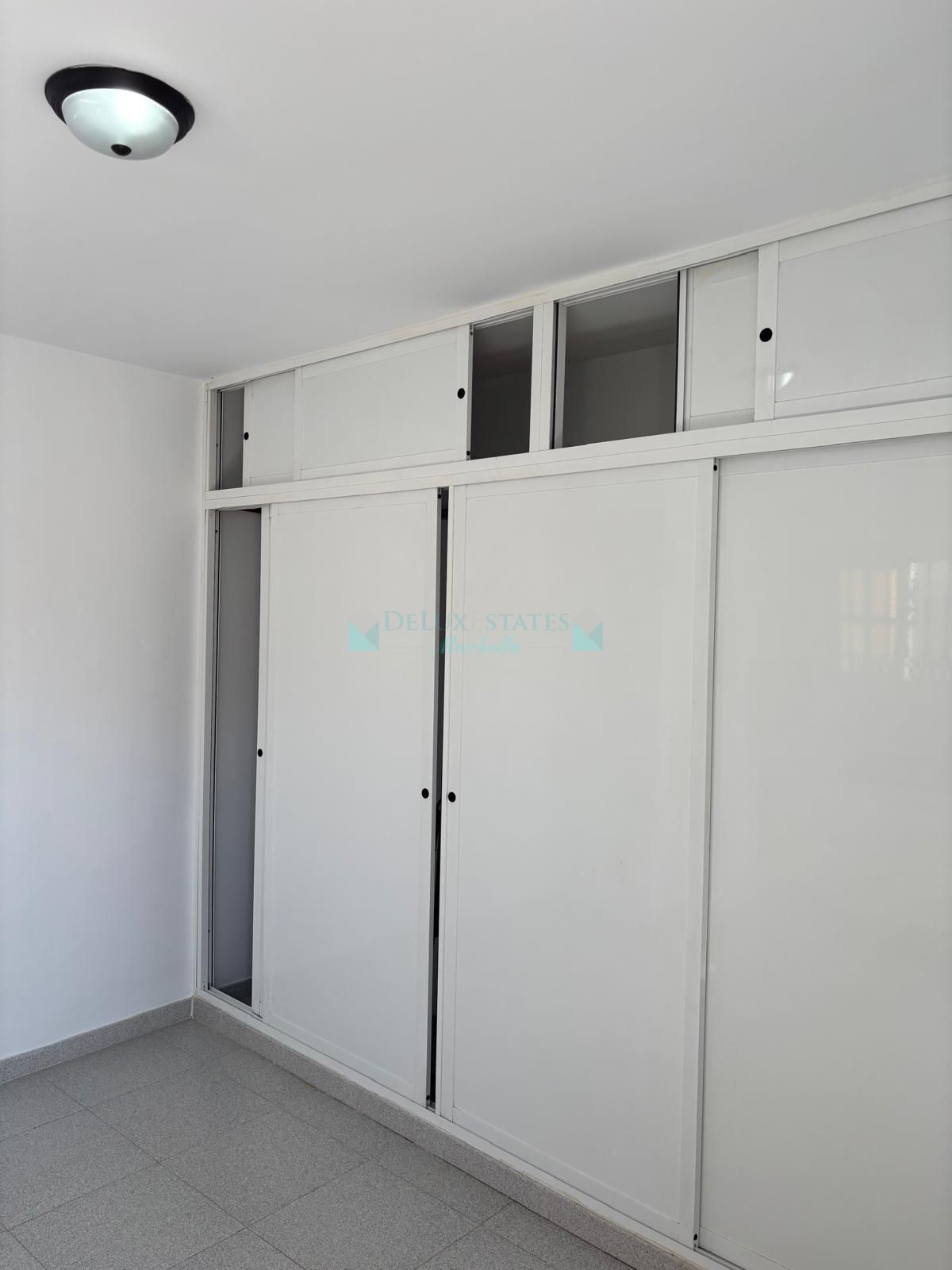 Town House for sale in Estepona