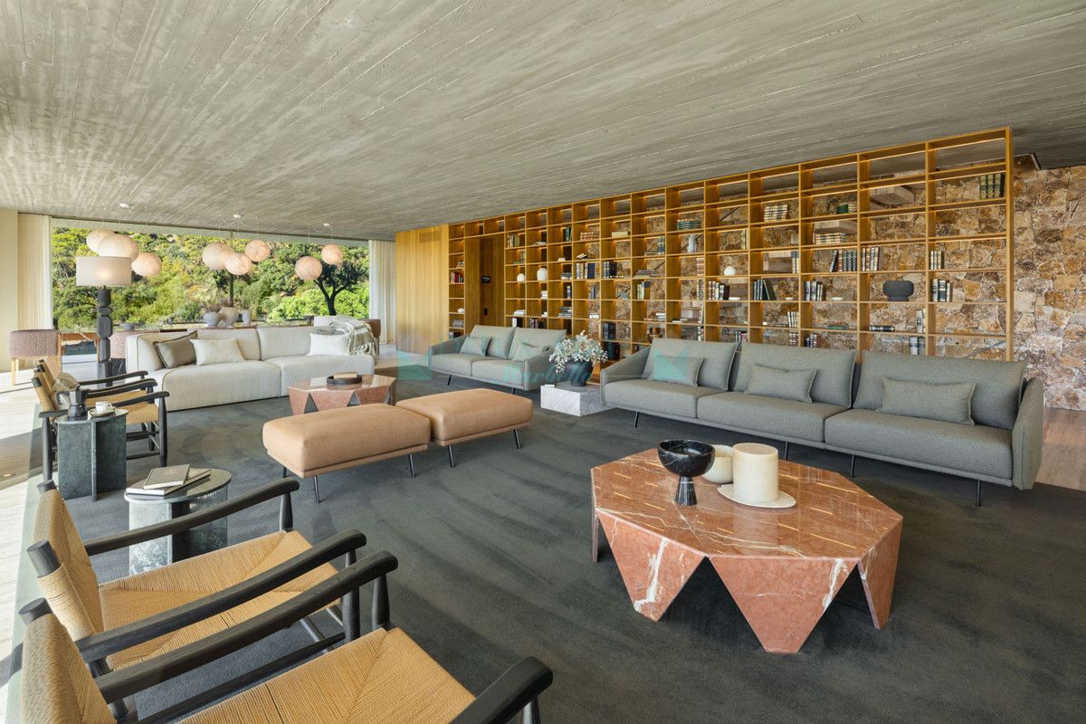 Villa for sale in El Madroñal, Benahavis