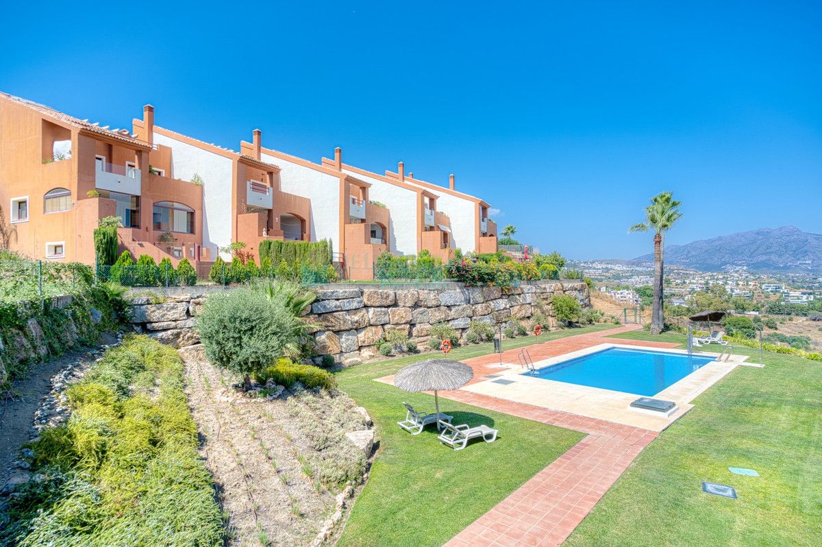 Town House for sale in Benahavis