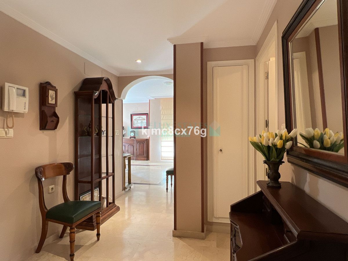 Apartment for sale in Marbella