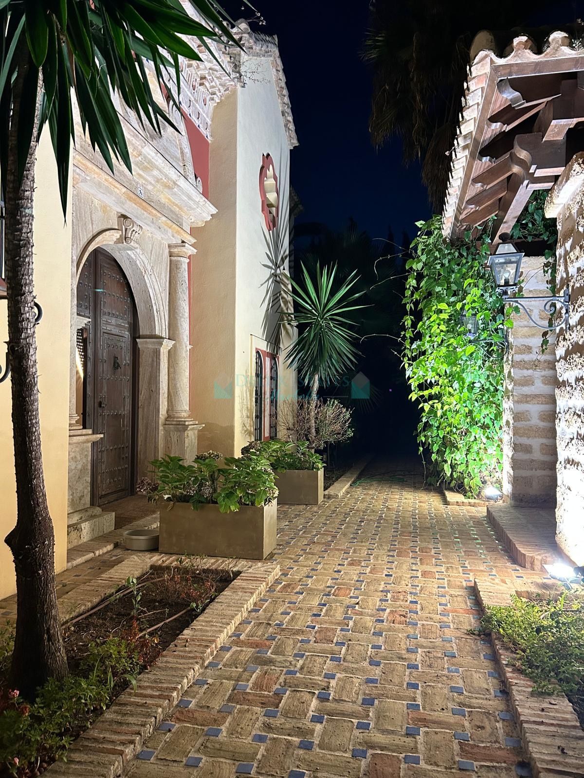 Villa for sale in Sierra Blanca, Marbella Golden Mile