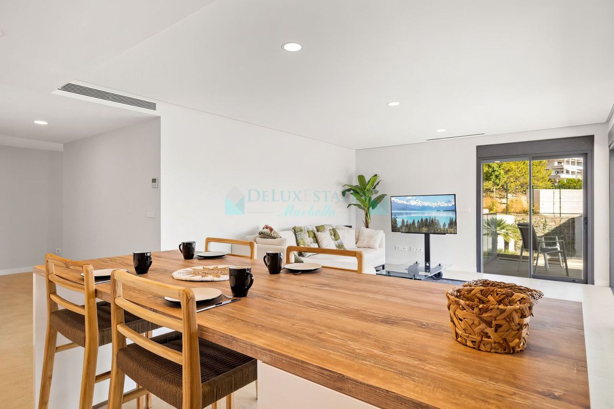 Apartamento en venta en Selwo, Estepona