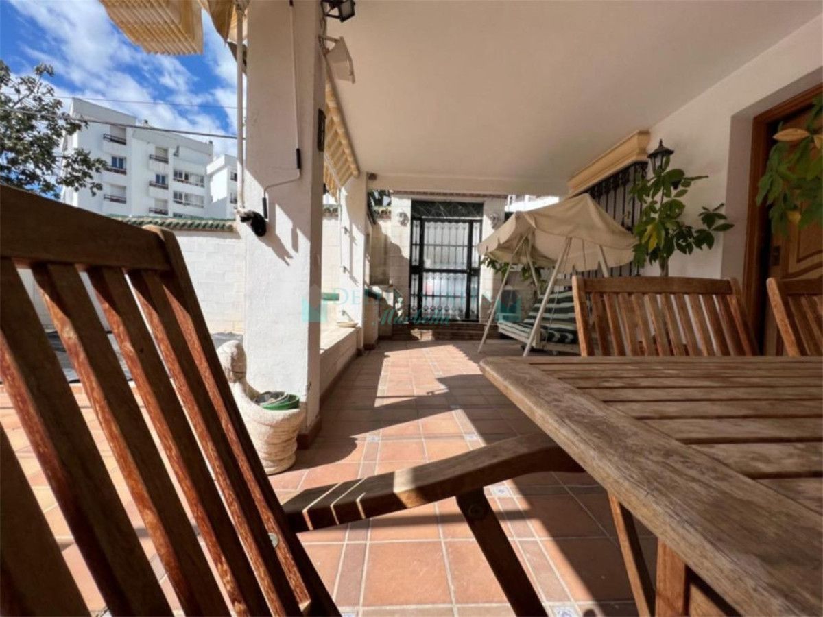 Semi Detached Villa for sale in Nueva Andalucia