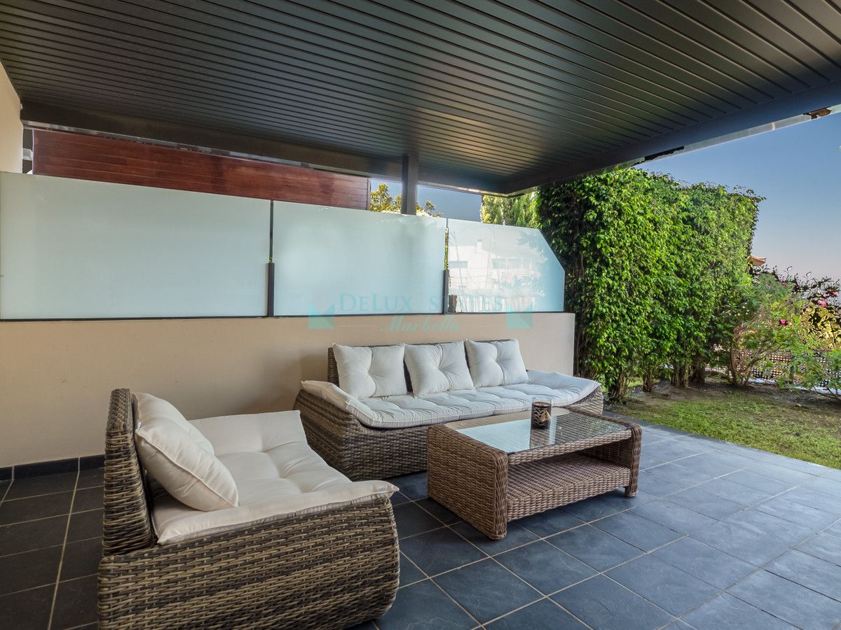 Ground Floor Apartment for sale in Los Flamingos, Benahavis