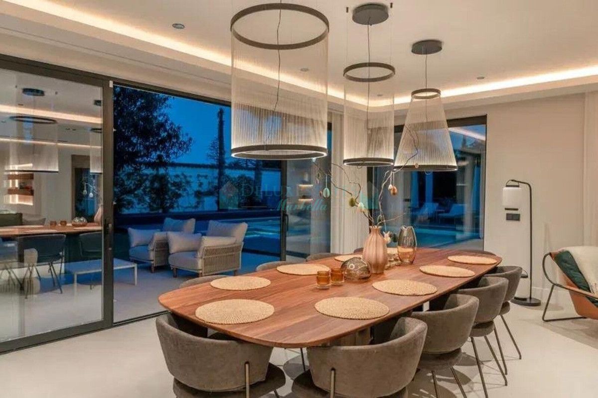 Villa for sale in Marbella - Puerto Banus