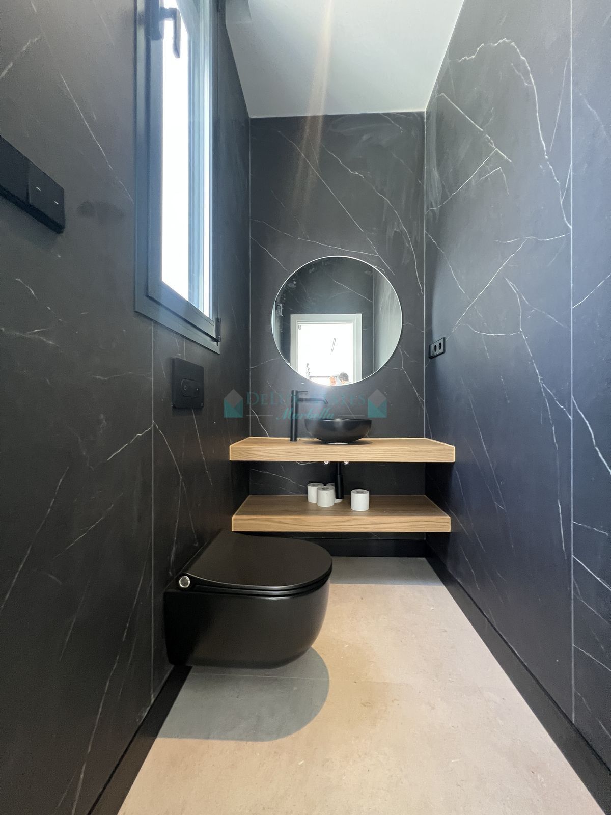 Villa for sale in Atalaya, Estepona