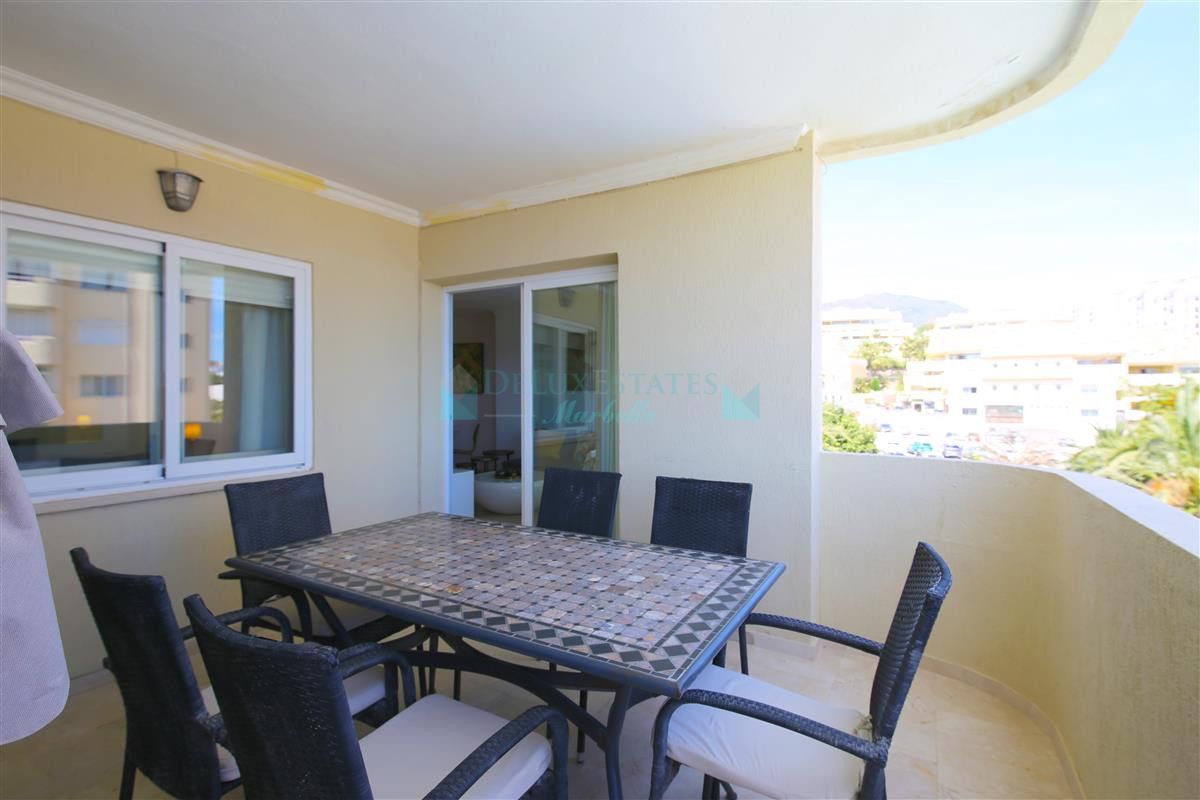 Apartment for rent in Estepona