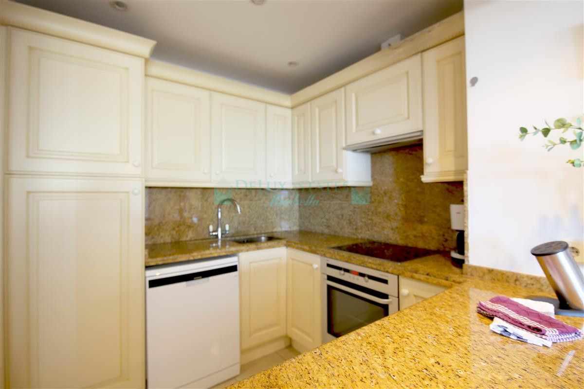 Apartment for rent in Estepona