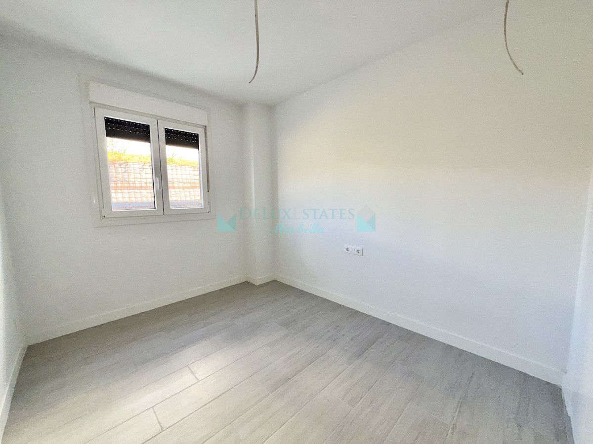 Apartment for sale in Estepona