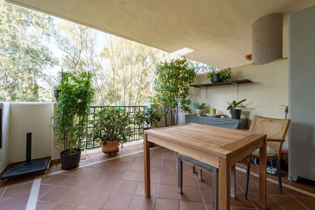 Ground Floor Apartment for sale in Elviria, Marbella East