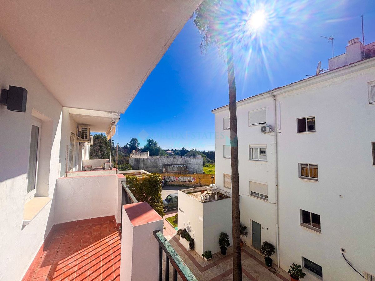 Apartamento en venta en Estepona