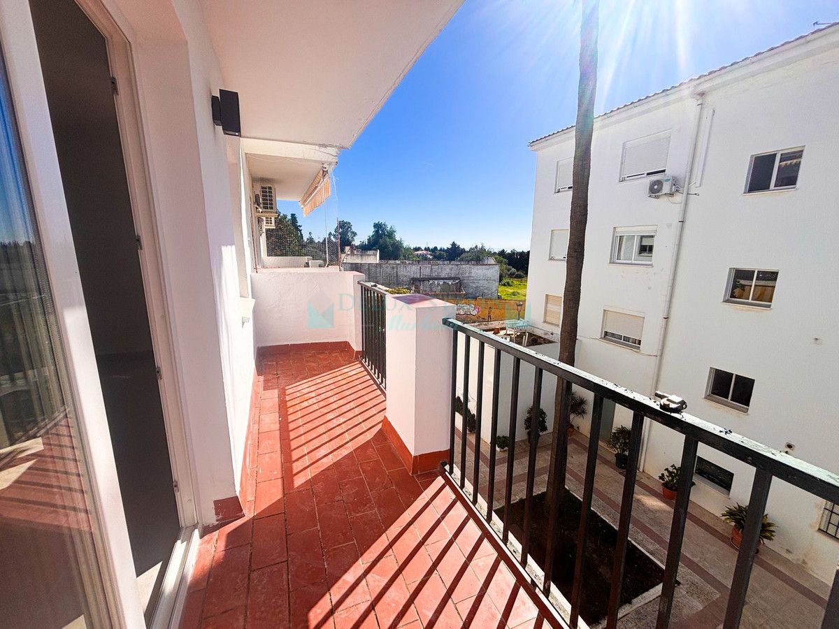 Apartamento en venta en Estepona