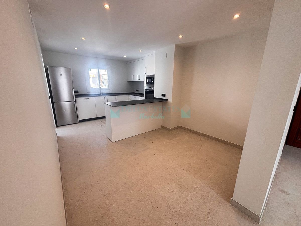 Apartamento en venta en Estepona