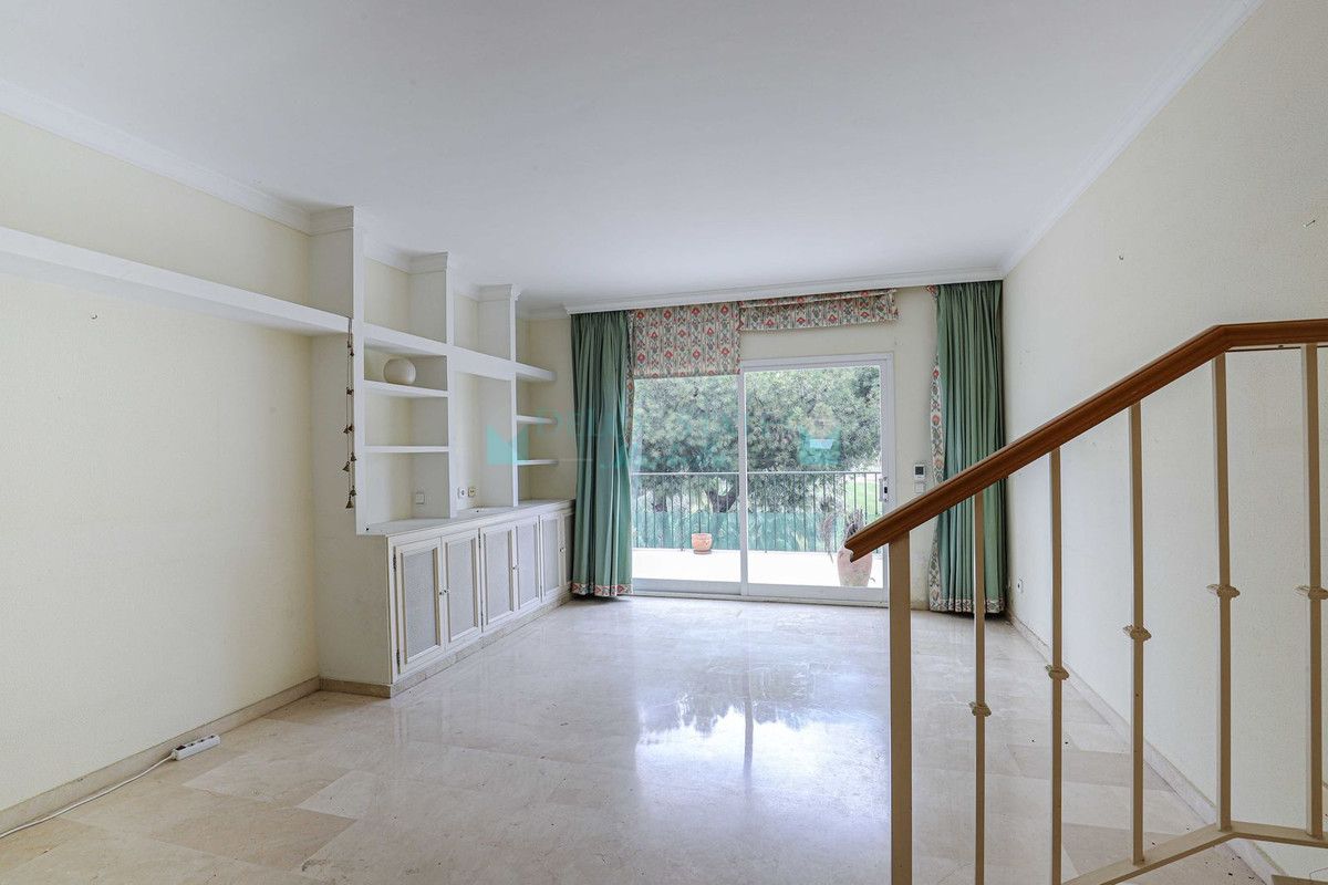 Town House for sale in La Quinta, Benahavis