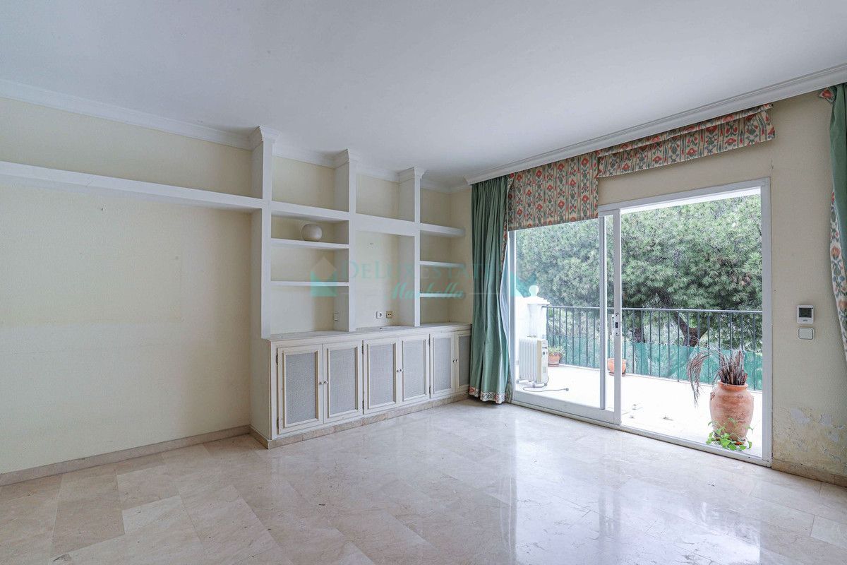 Town House for sale in La Quinta, Benahavis