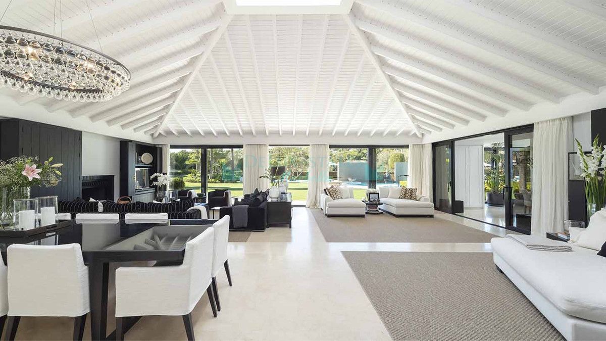 Villa en alquiler en Nueva Andalucia