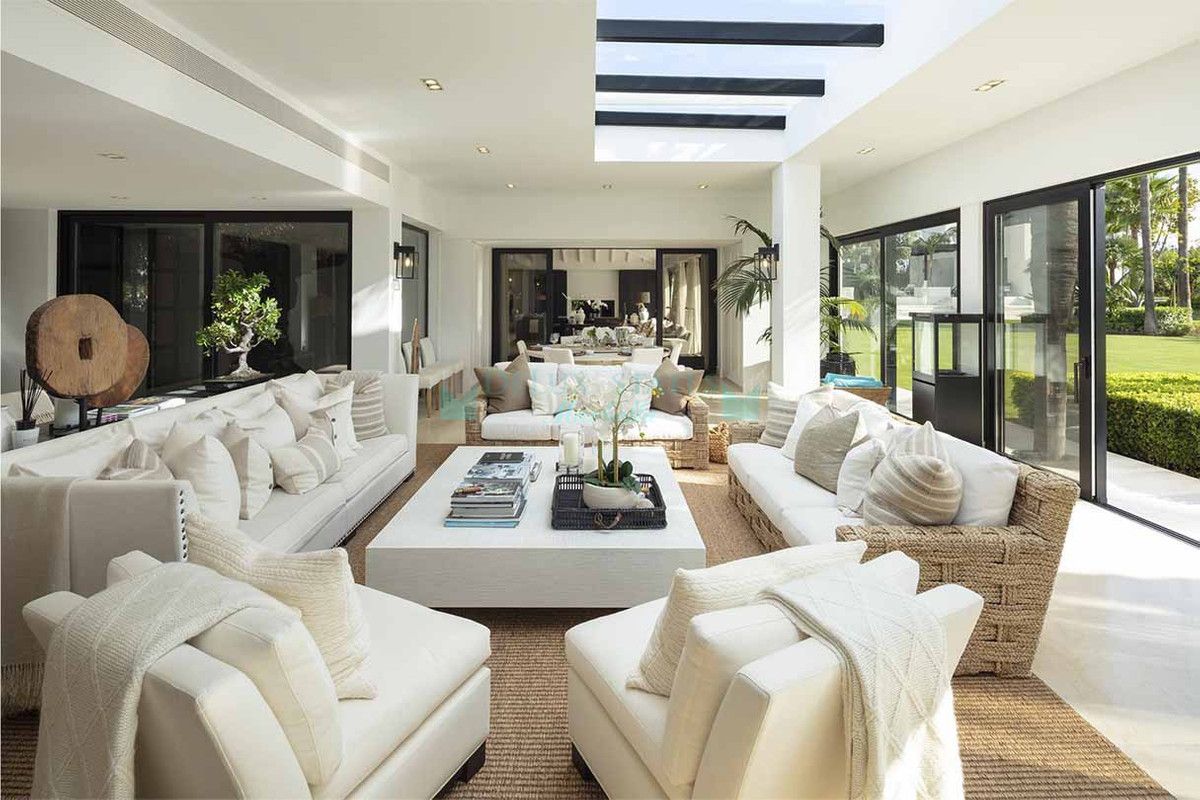 Villa en alquiler en Nueva Andalucia
