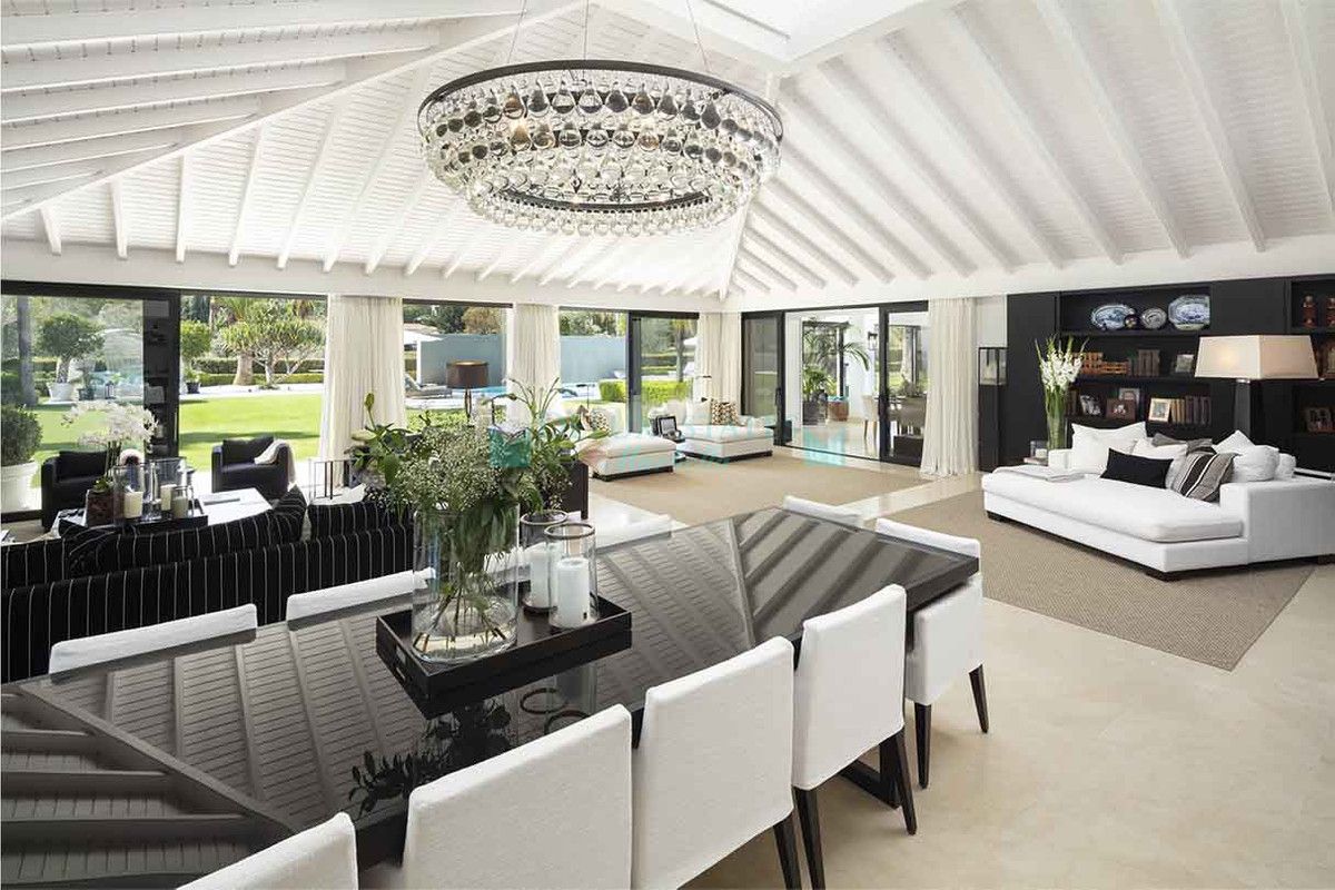 Villa en alquiler en Nueva Andalucia