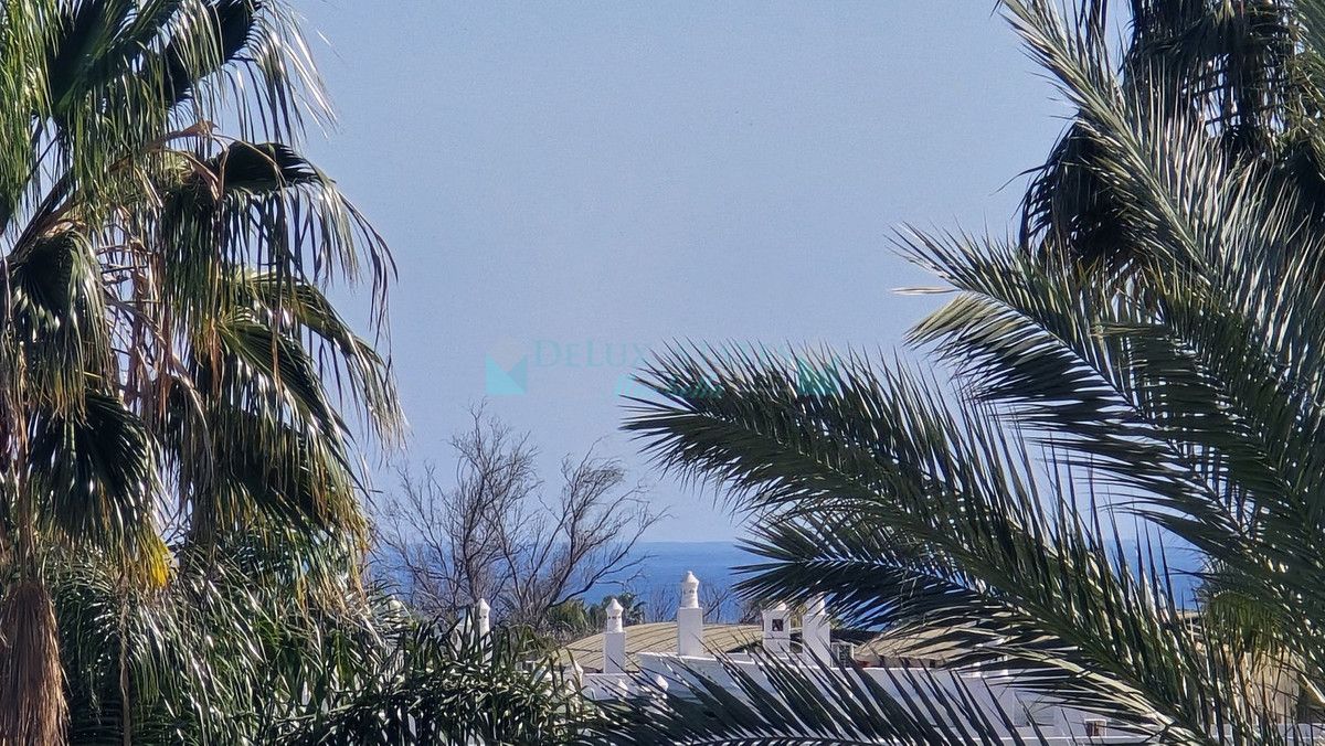 Penthouse for sale in Nueva Andalucia