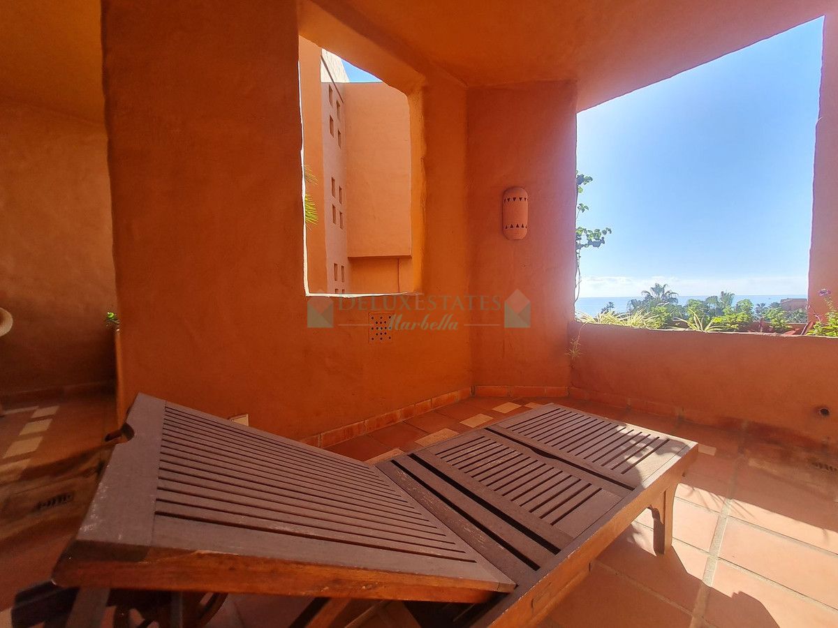 Apartment for sale in Estepona