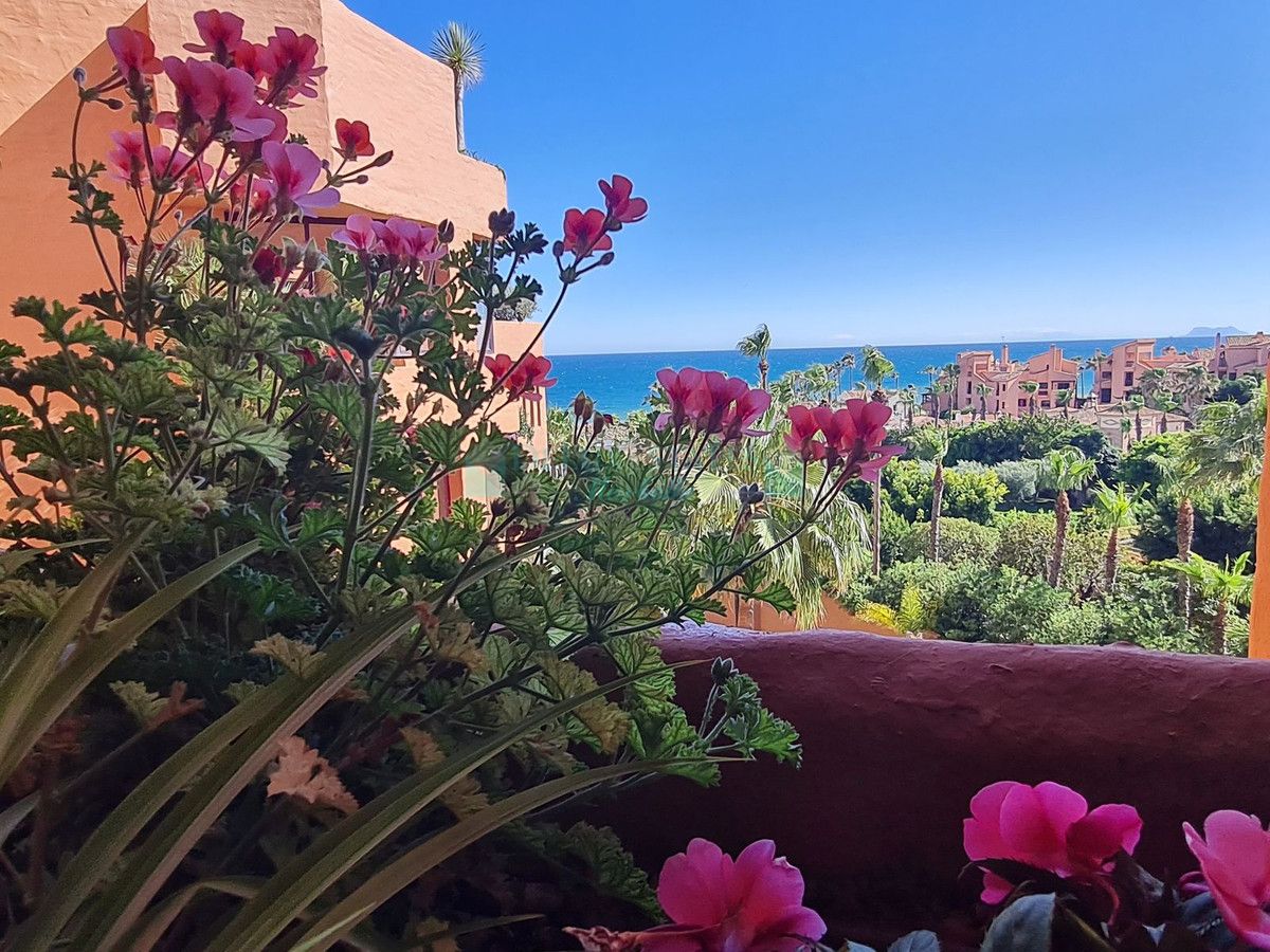 Apartment for sale in Estepona